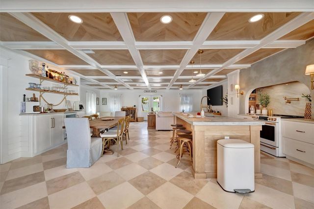 117 81ST STREET, Holmes Beach, FL 34217