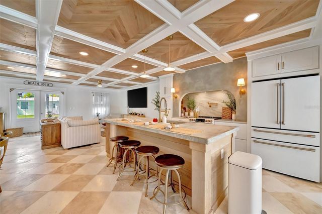 117 81ST STREET, Holmes Beach, FL 34217