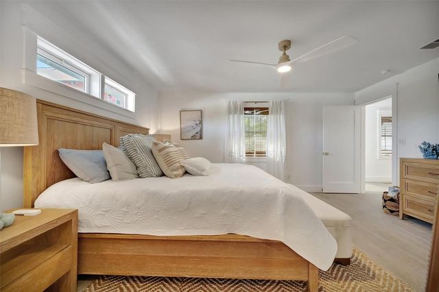 117 81ST STREET, Holmes Beach, FL 34217