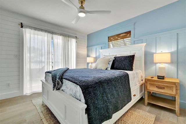 117 81ST STREET, Holmes Beach, FL 34217