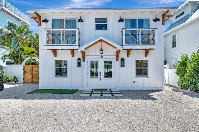 117 81ST STREET, Holmes Beach, FL 34217