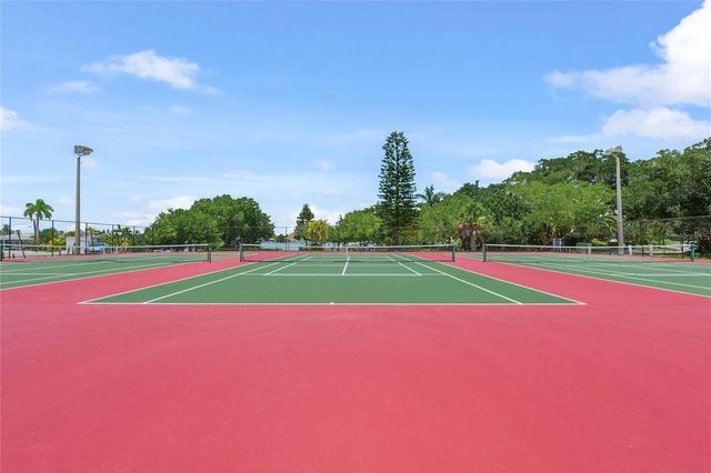 117 81ST STREET, Holmes Beach, FL 34217