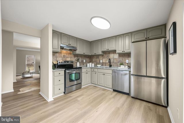 6504 QUIET HOURS, Columbia, MD 21045