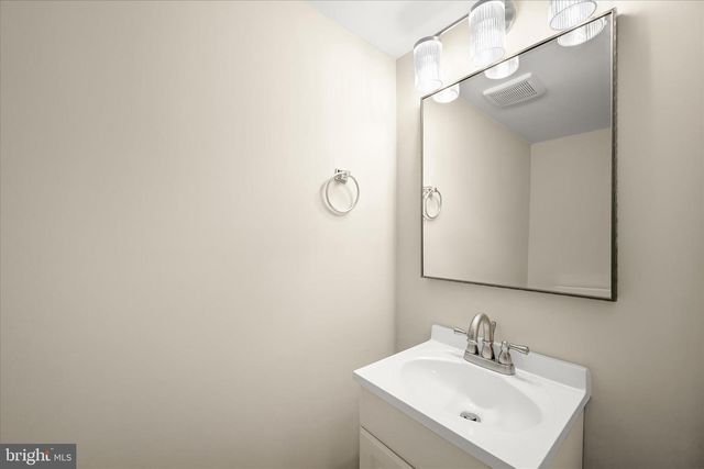 6504 QUIET HOURS, Columbia, MD 21045