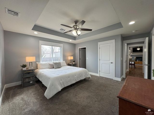 4693 Nature Avenue, Manhattan, KS 66502