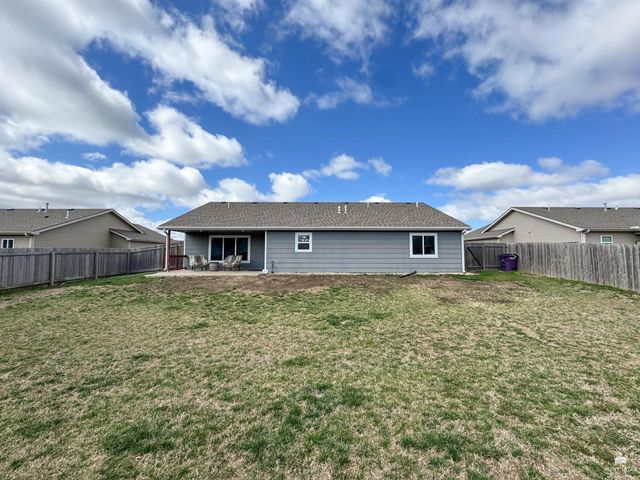 4693 Nature Avenue, Manhattan, KS 66502
