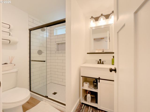 1386 AVENUE U 1, Seaside, OR 97138