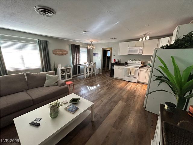 1358 Lorilyn Avenue 4, Las Vegas, NV 89119