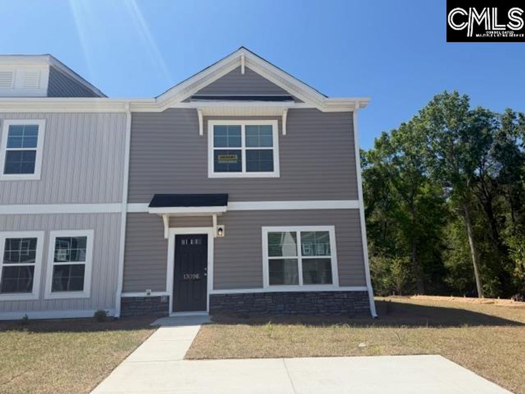 1309 Crosshill Court E, Camden, SC 29020