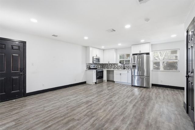 3503 Silverhill Drive, Dallas, TX 75241