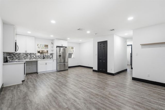 3503 Silverhill Drive, Dallas, TX 75241