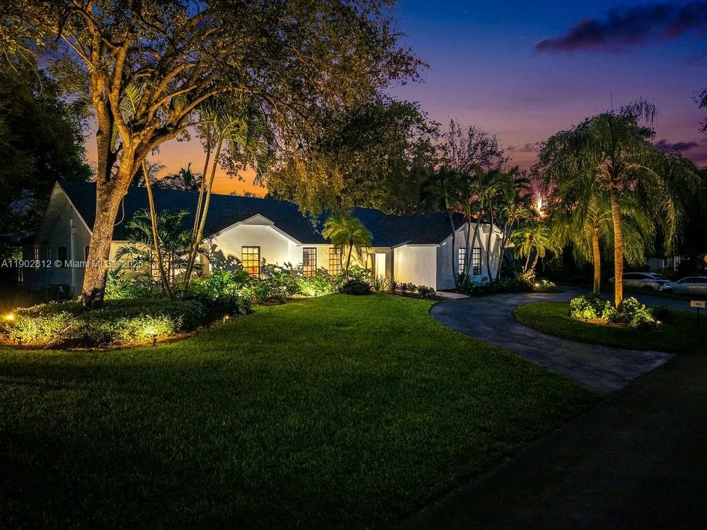 7620 SW 170th St, Palmetto Bay, FL 33157