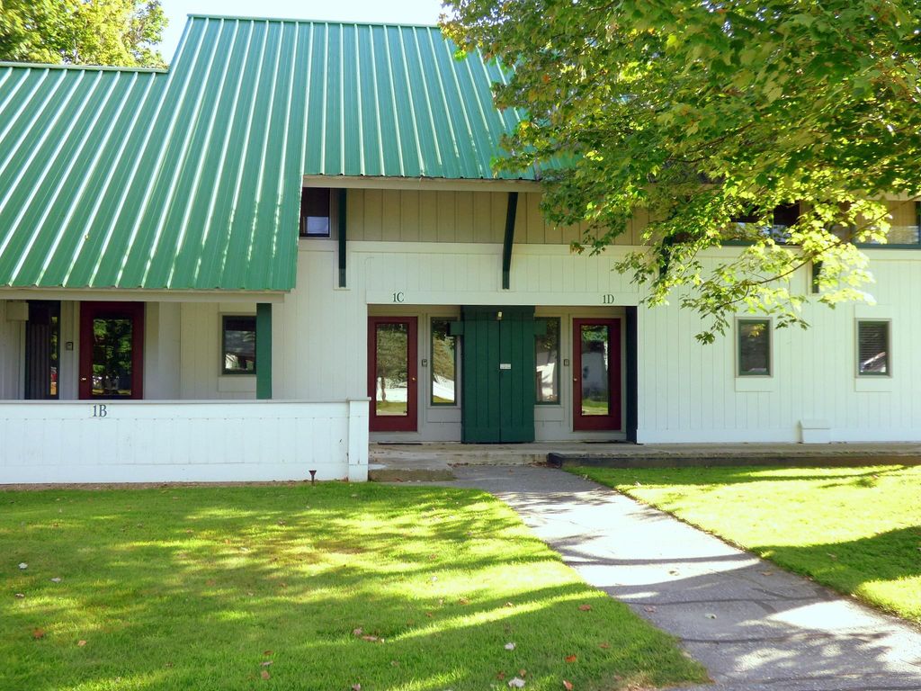 90 Village Green Dr Unit 1C, Stowe, VT 05672