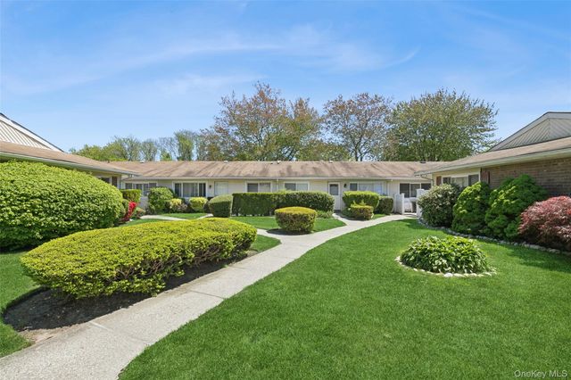 181 Storm Drive, Holtsville, NY 11742