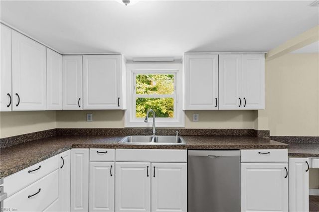 13616 John Clayton Memorial HWY, North, VA 23128