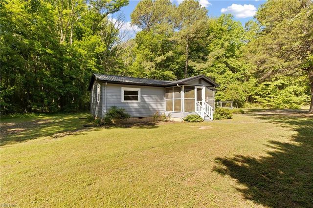 13616 John Clayton Memorial HWY, North, VA 23128