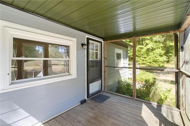 13616 John Clayton Memorial HWY, North, VA 23128