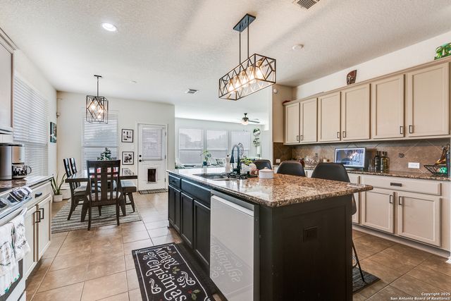 269 Tufted, San Antonio, TX 78253