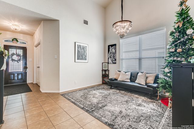 269 Tufted, San Antonio, TX 78253