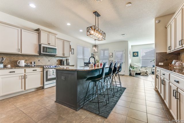 269 Tufted, San Antonio, TX 78253