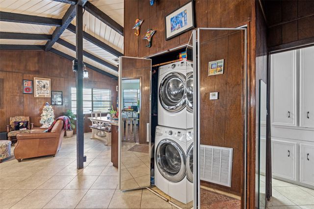 775 Marlin Street, Bayou Vista, TX 77563