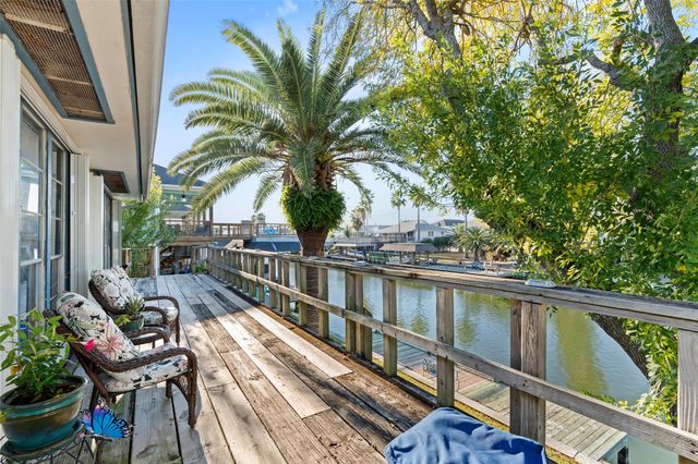 775 Marlin Street, Bayou Vista, TX 77563