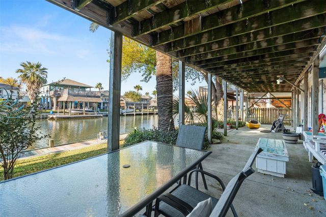 775 Marlin Street, Bayou Vista, TX 77563