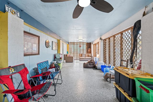 775 Marlin Street, Bayou Vista, TX 77563