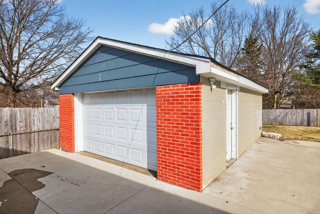 543 Freeman Drive, Lexington, KY 40505