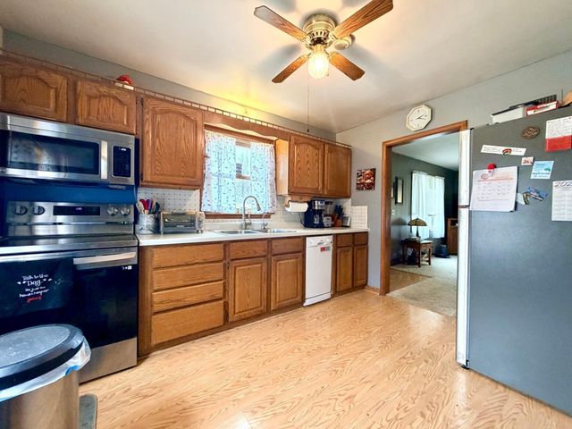 1015 Fredrick Avenue, Worthington, MN 56187