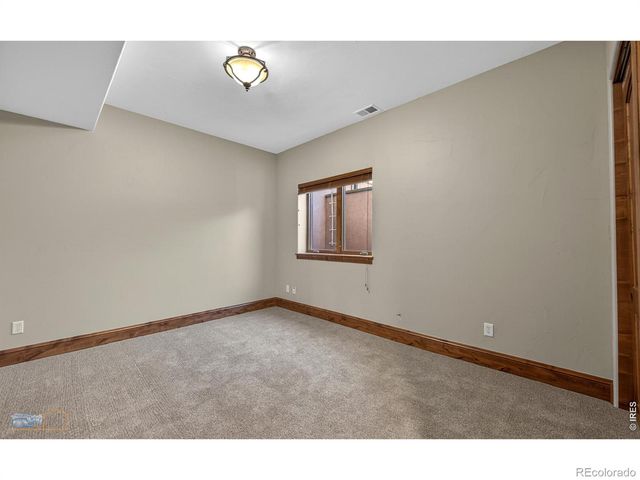 2102 Shoreside Drive, Berthoud, CO 80513