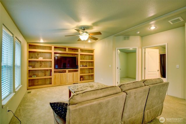 4719 Lois Lane, Sedro Woolley, WA 98284