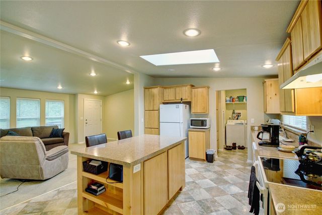 4719 Lois Lane, Sedro Woolley, WA 98284