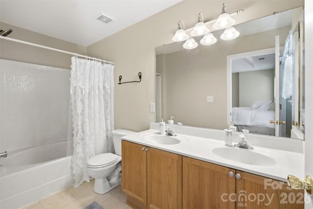 6072 Sapwood Court, Matthews, NC 28104