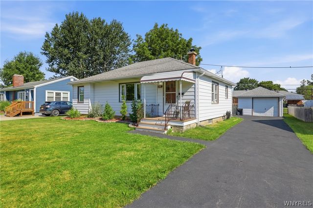 249 Boncroft Drive, West Seneca, NY 14224