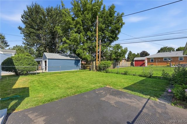 249 Boncroft Drive, West Seneca, NY 14224