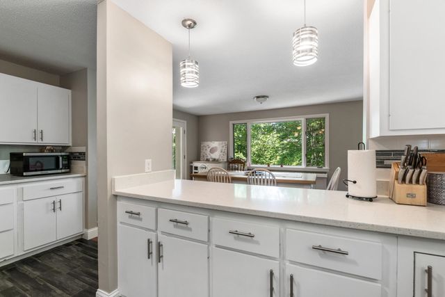 10 Wedgewood Drive, Grantham, NH 03753
