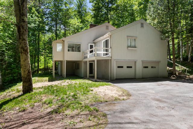 10 Wedgewood Drive, Grantham, NH 03753