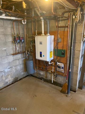 26 O'Hanlon Lane, Berne, NY 12059