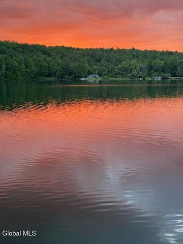 26 O'Hanlon Lane, Berne, NY 12059