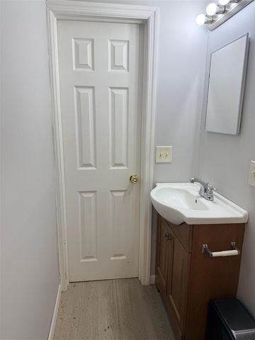 59293 Roberts Road, Three Rivers, MI 49093
