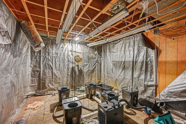 59293 Roberts Road, Three Rivers, MI 49093