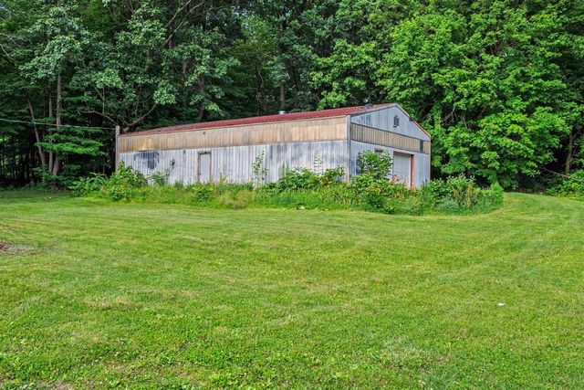 59293 Roberts Road, Three Rivers, MI 49093