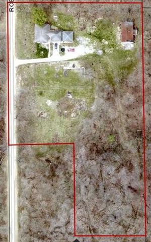 59293 Roberts Road, Three Rivers, MI 49093
