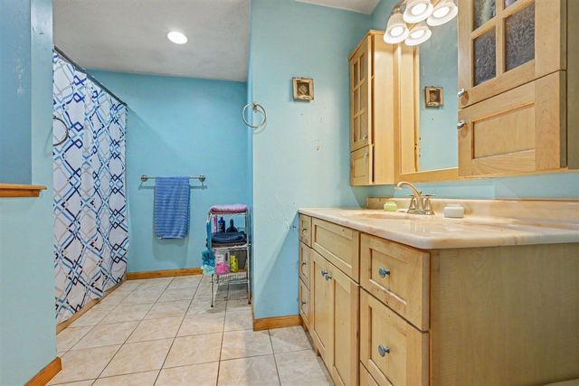 59293 Roberts Road, Three Rivers, MI 49093