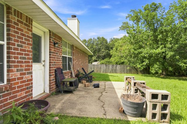 13071 Windcrest Ln., Gulfport, MS 39503