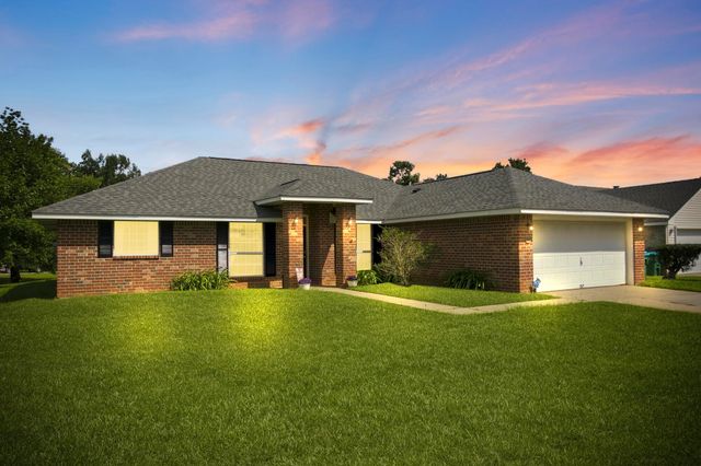13071 Windcrest Ln., Gulfport, MS 39503