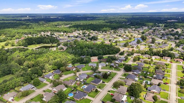 13071 Windcrest Ln., Gulfport, MS 39503