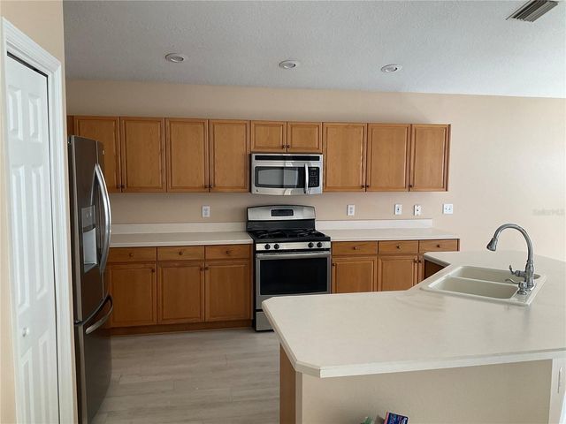 2717 VILLA DRIVE, Valrico, FL 33596