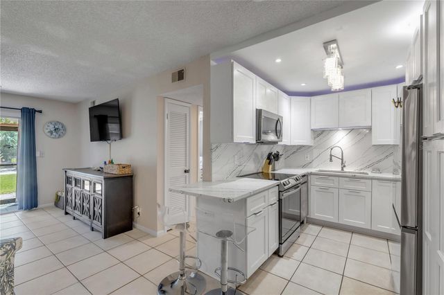 3800 SAXON DRIVE A7, New Smyrna Beach, FL 32169